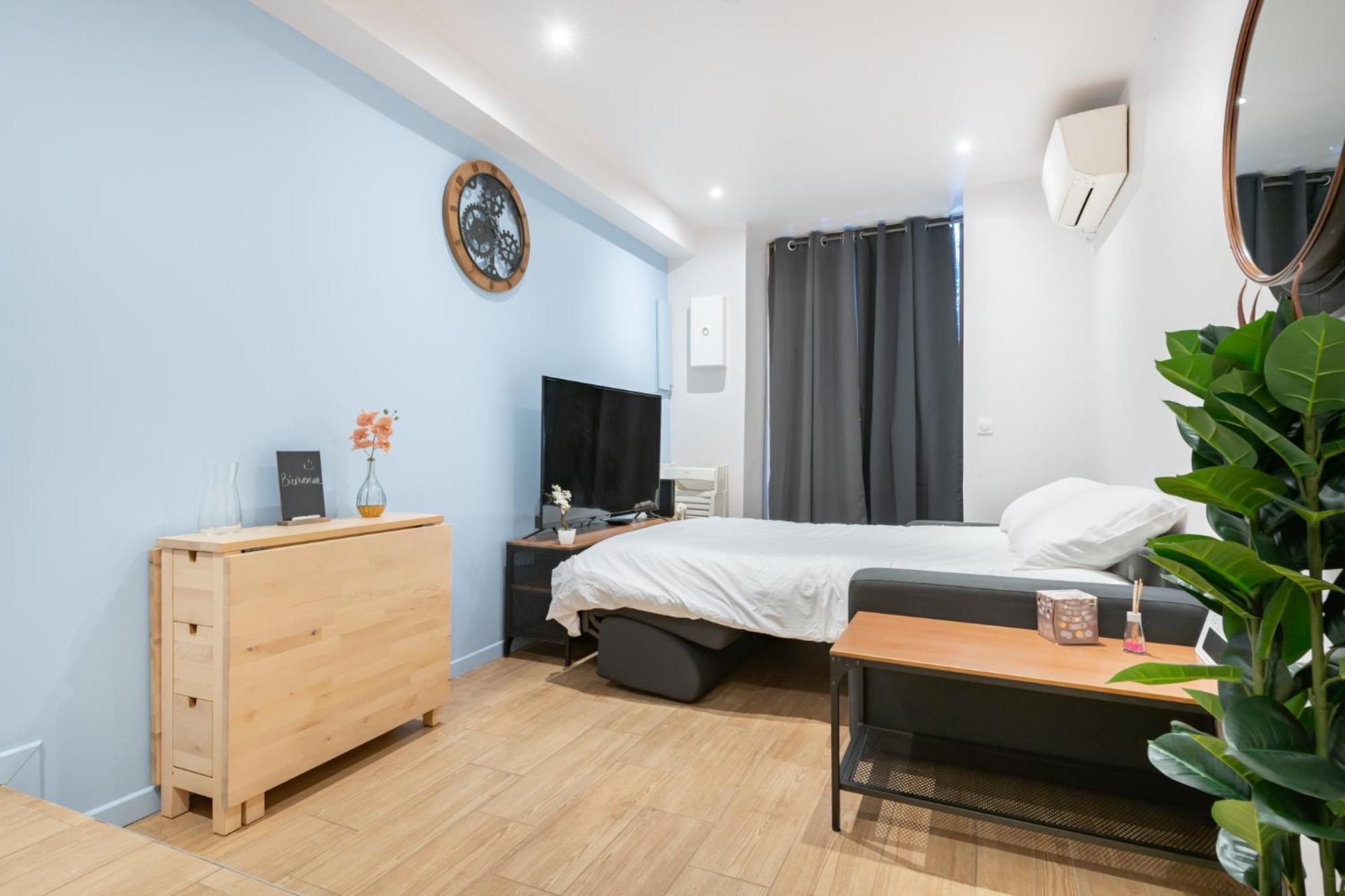 Sud Passion - Ferrer Nine - Cosy Avec Balcon Lejlighed Gardanne Værelse billede